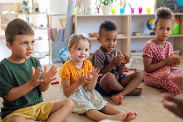 Children clapping at daycare